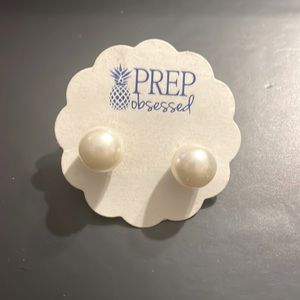 NWT pearl earrings